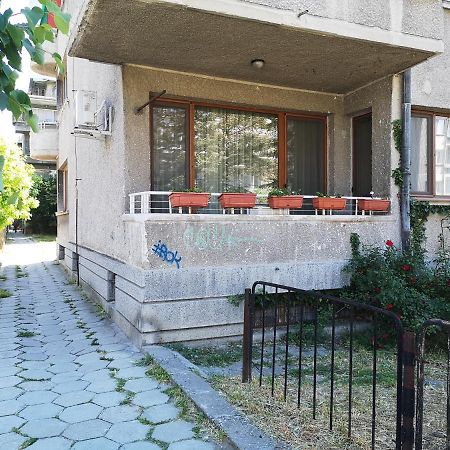 Central Varna Apartment - Lets4Holiday Экстерьер фото