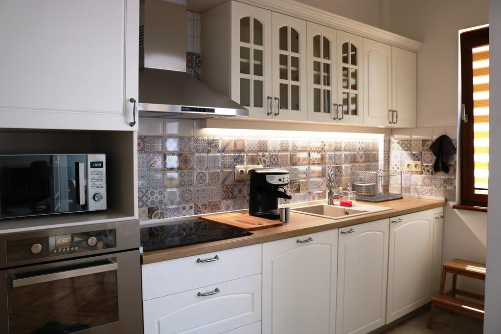 Central Varna Apartment - Lets4Holiday Экстерьер фото