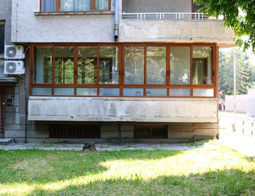 Central Varna Apartment - Lets4Holiday Экстерьер фото