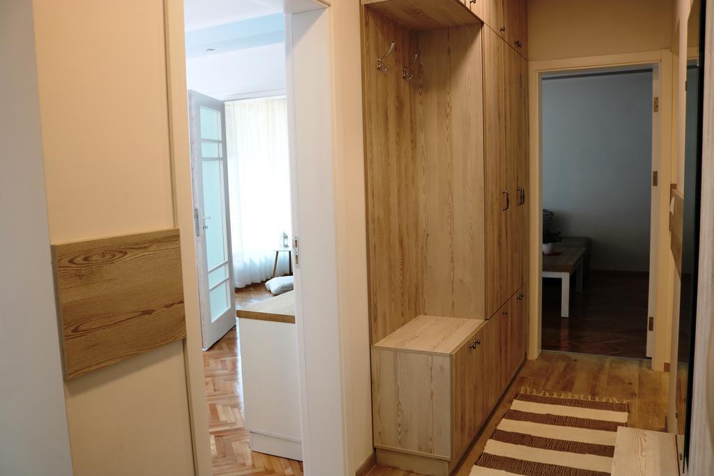 Central Varna Apartment - Lets4Holiday Экстерьер фото