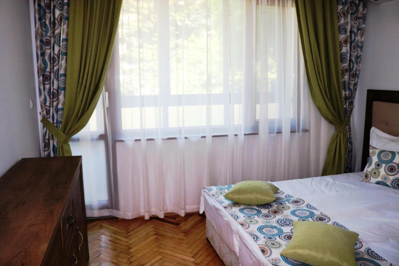 Central Varna Apartment - Lets4Holiday Экстерьер фото
