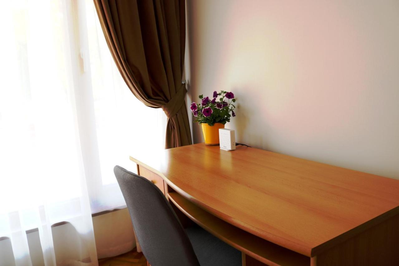 Central Varna Apartment - Lets4Holiday Экстерьер фото